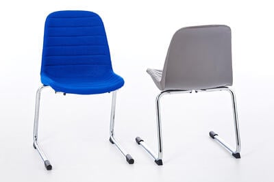 Stabile am Tisch anhängbare gepolsterte Schwingstühle